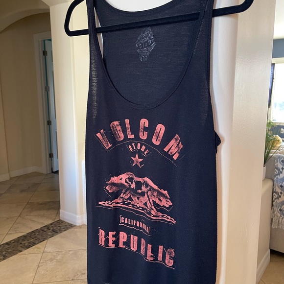 Vintage Women’s XL Volcom Stone California Stone Black Tank Top - Picture 2 of 6